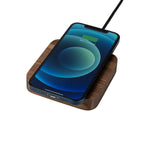 Lade das Bild in den Galerie-Viewer, Wirelesscharger Walnuss Walnut Holz Kabelos Ladegerat Ladestation
